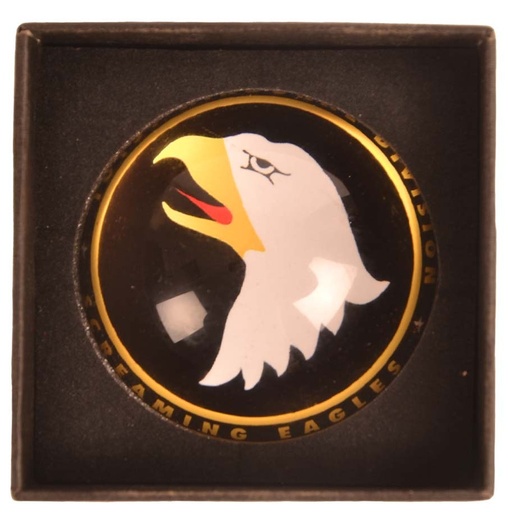 [3265842978482 Modul Studio] 101st Airborne Paperweight